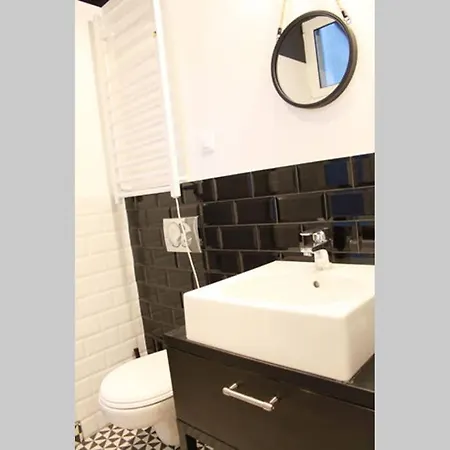 Unique Brick 4 - Old Town & Market Square